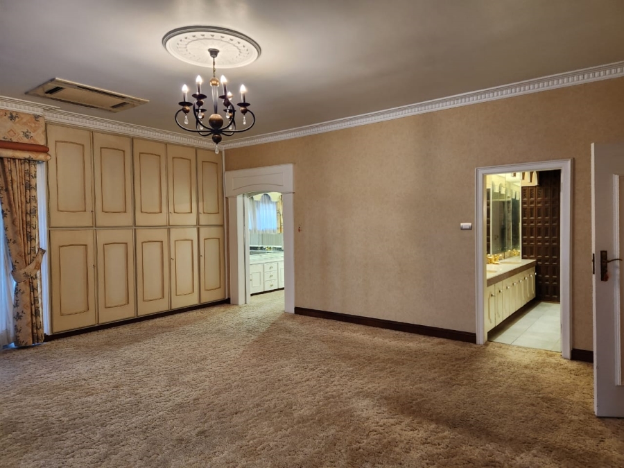 5 Bedroom Property for Sale in Dan Pienaar Free State